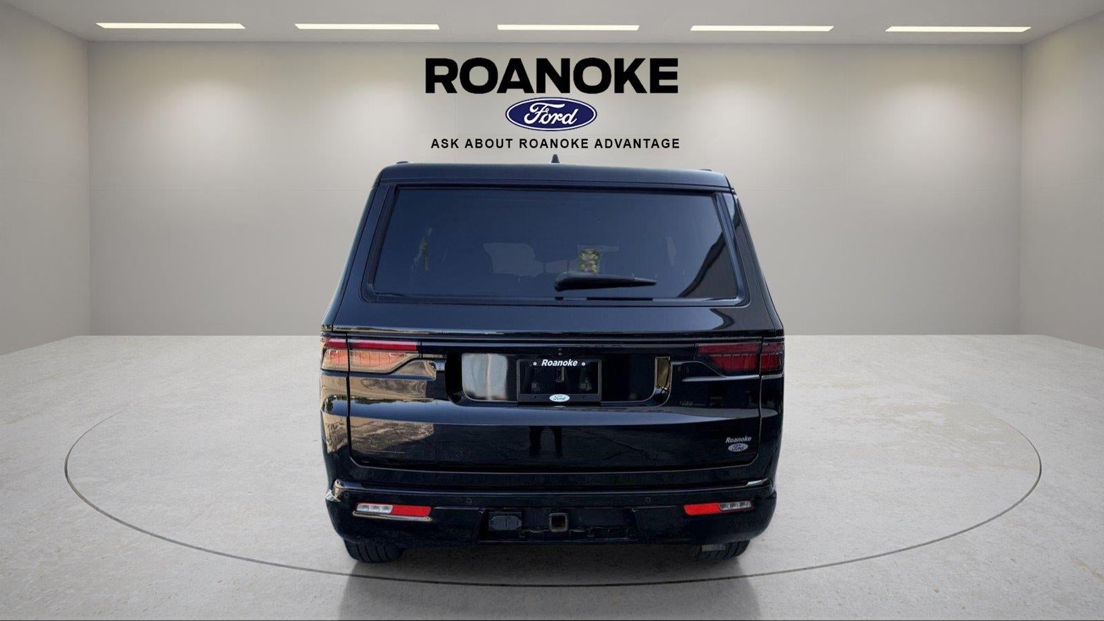 2022 Jeep Wagoneer Series II Carbide