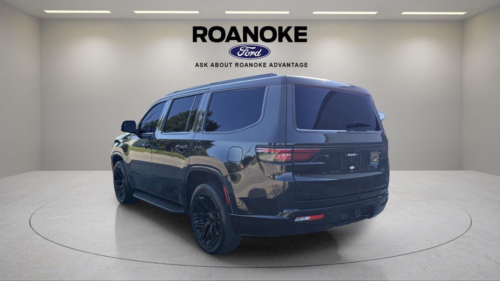 2022 Jeep Wagoneer Series II Carbide
