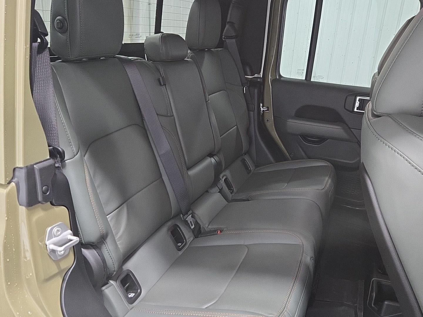 2025 Jeep Gladiator Mojave X