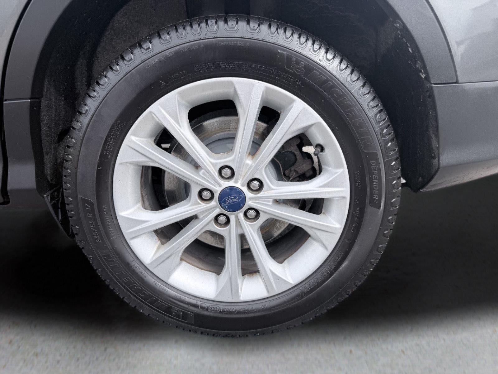 2017 Ford ESCAPE UTILI