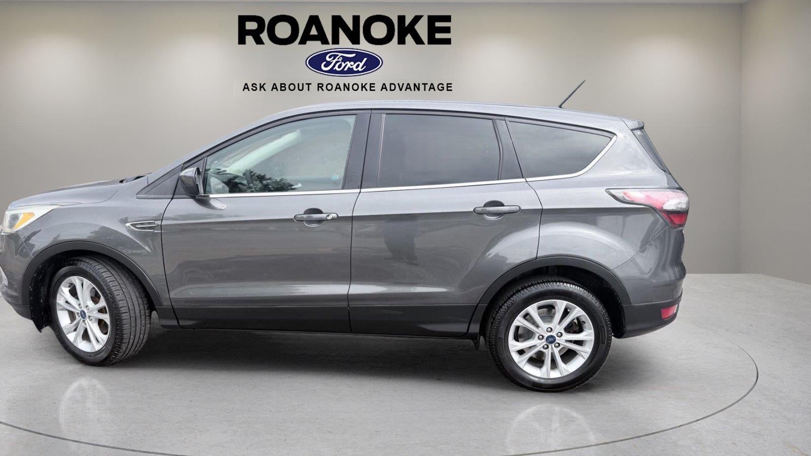 2017 Ford ESCAPE UTILI