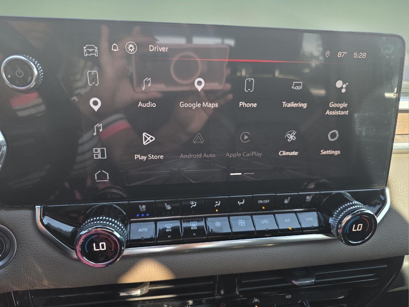 2023 GMC Canyon Denali
