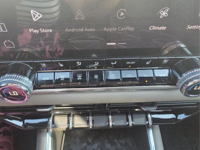 2023 GMC Canyon Denali