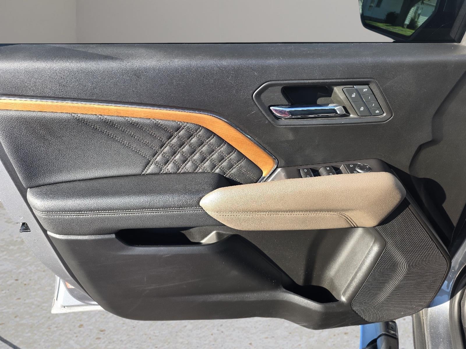 2023 GMC Canyon Denali