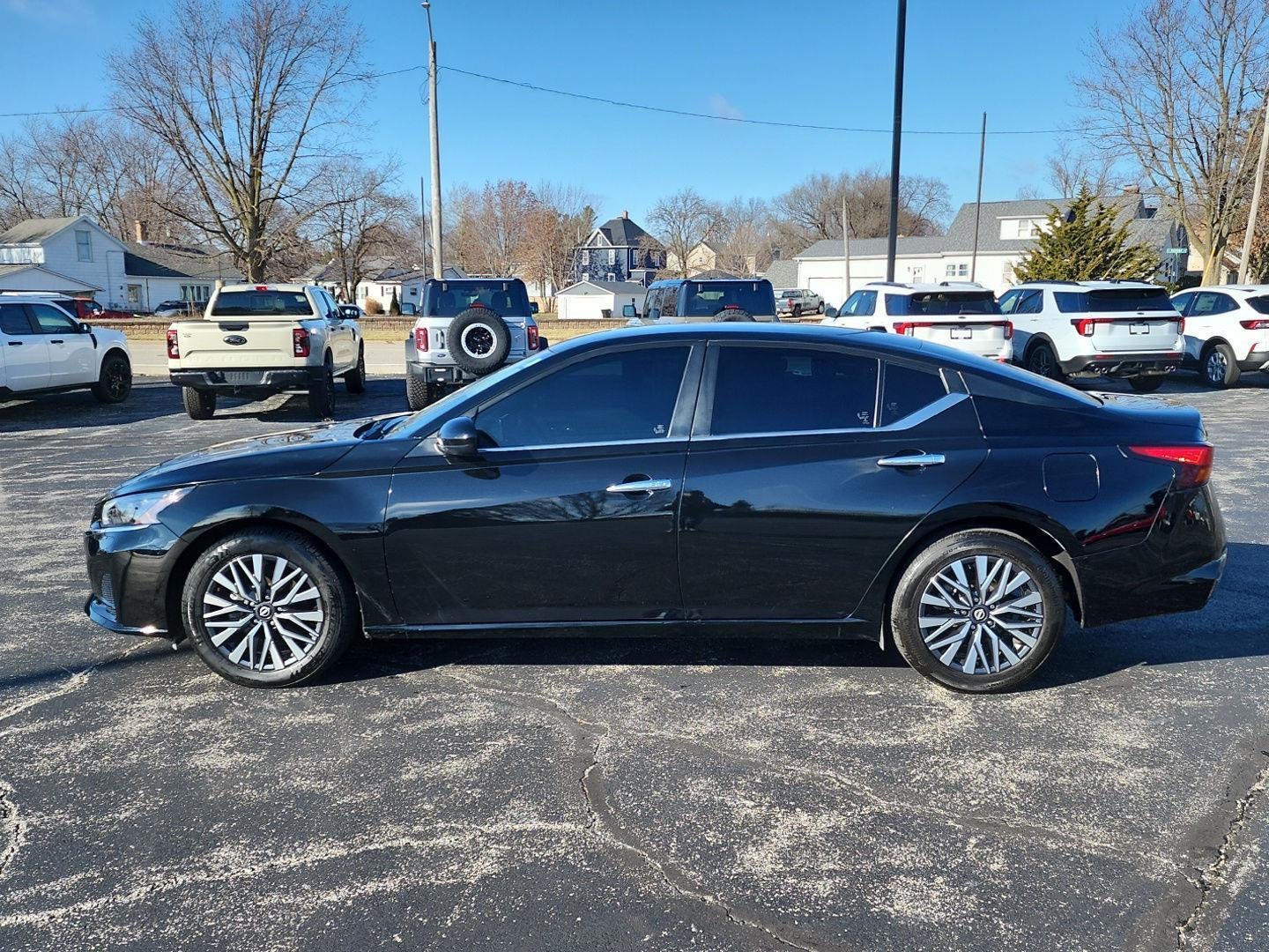 2025 Nissan Altima SV