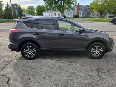 2017 Toyota RAV4 LE