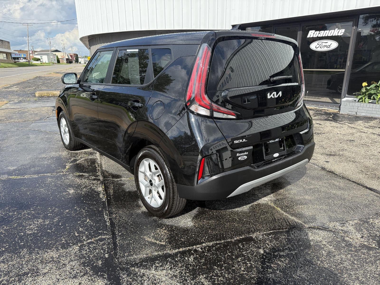 2025 Kia SOUL LX FWD