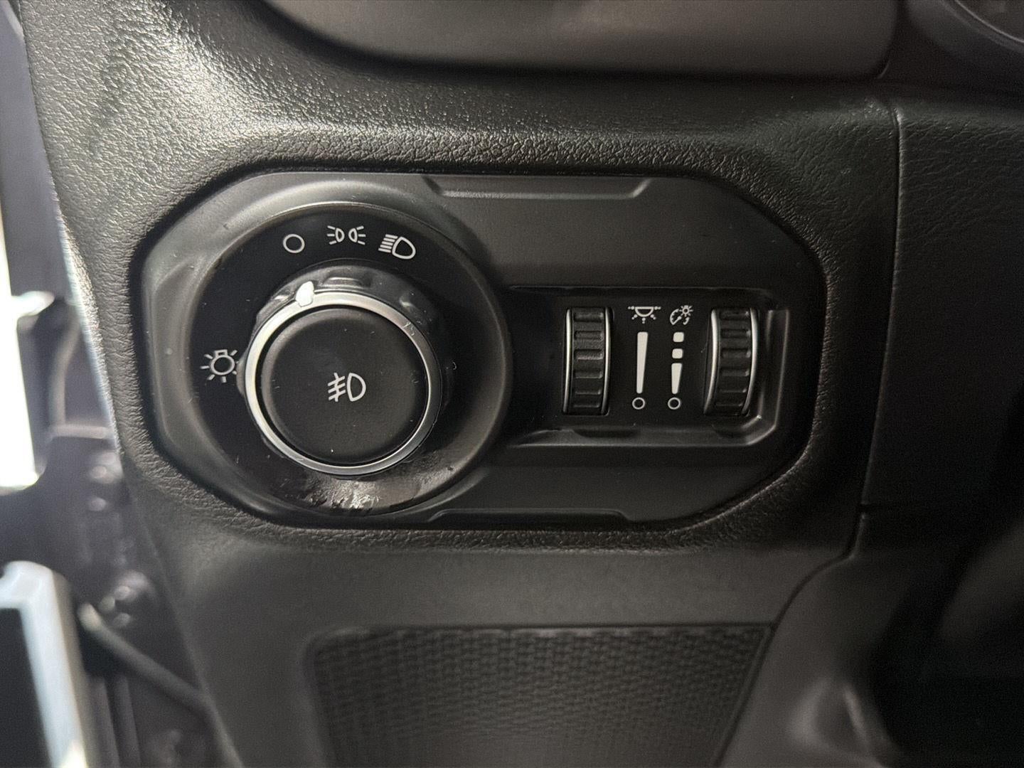 2021 Jeep Wrangler Sport