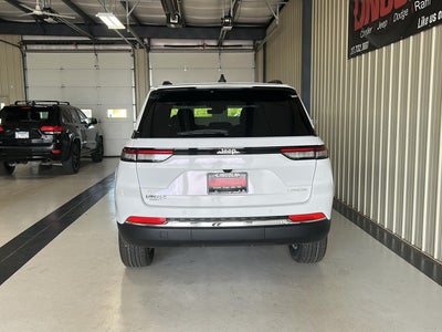 2026 Jeep Grand Cherokee Laredo
