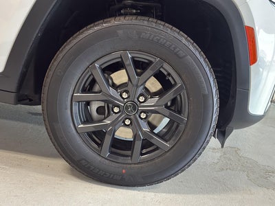2027 Jeep Grand Cherokee Laredo Altitude