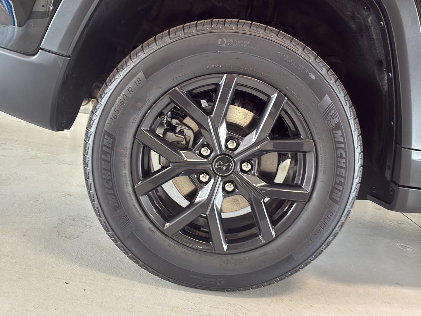 2027 Jeep Grand Cherokee Laredo Altitude