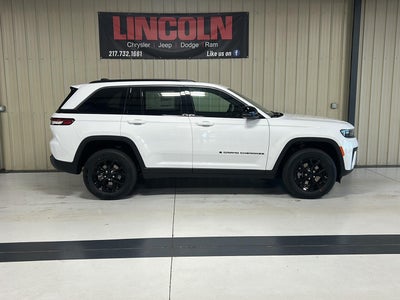 2026 Jeep Grand Cherokee Laredo Altitude