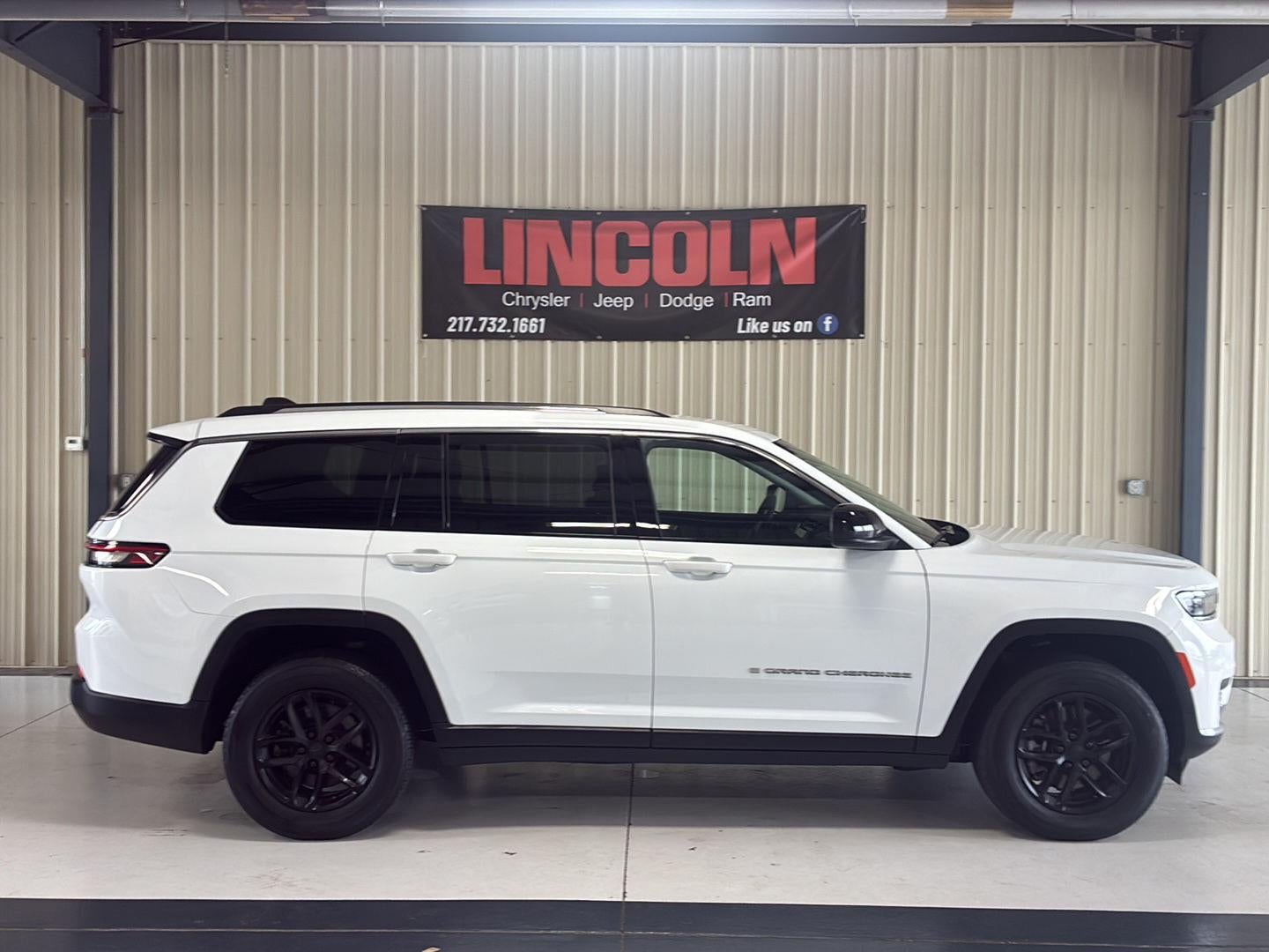 2023 Jeep Grand Cherokee L Laredo