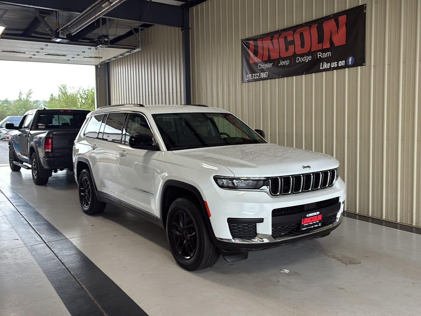 2023 Jeep Grand Cherokee L Laredo