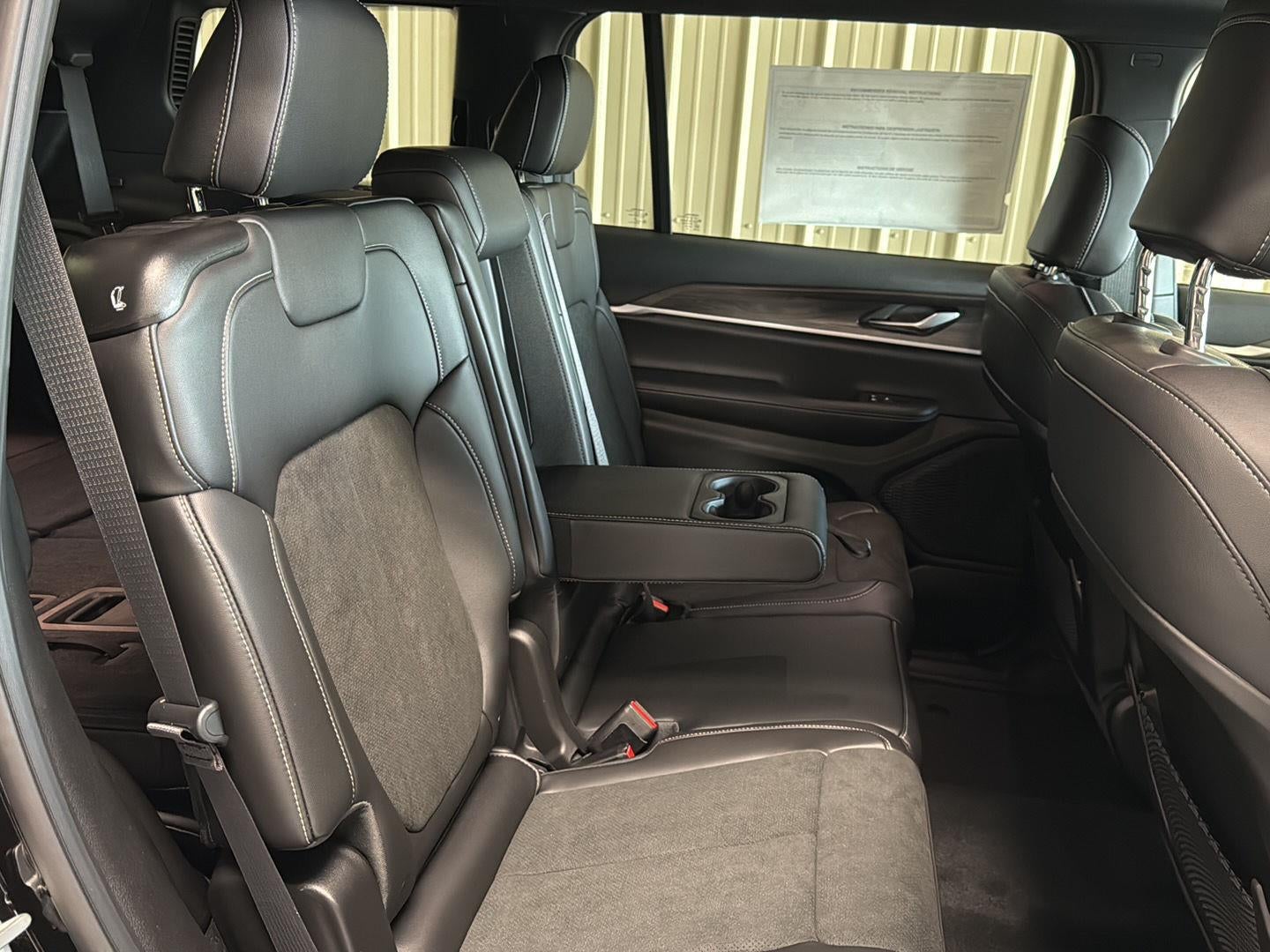 2026 Jeep Grand Cherokee L Laredo Altitude