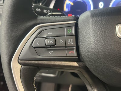 2026 Jeep Grand Cherokee L Laredo Altitude