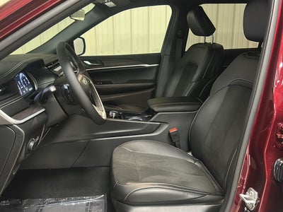 2026 Jeep Grand Cherokee L Laredo Altitude