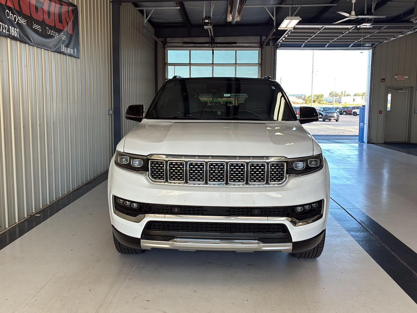 2023 Jeep Grand Wagoneer L Series II
