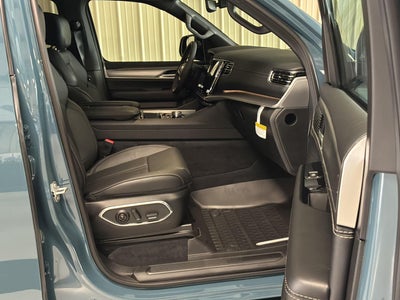 2027 Jeep Grand Wagoneer 4X4