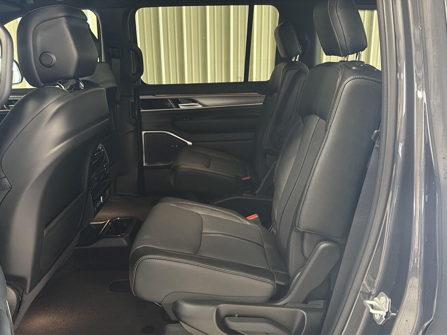 2026 Jeep Grand Wagoneer Limited Altitude