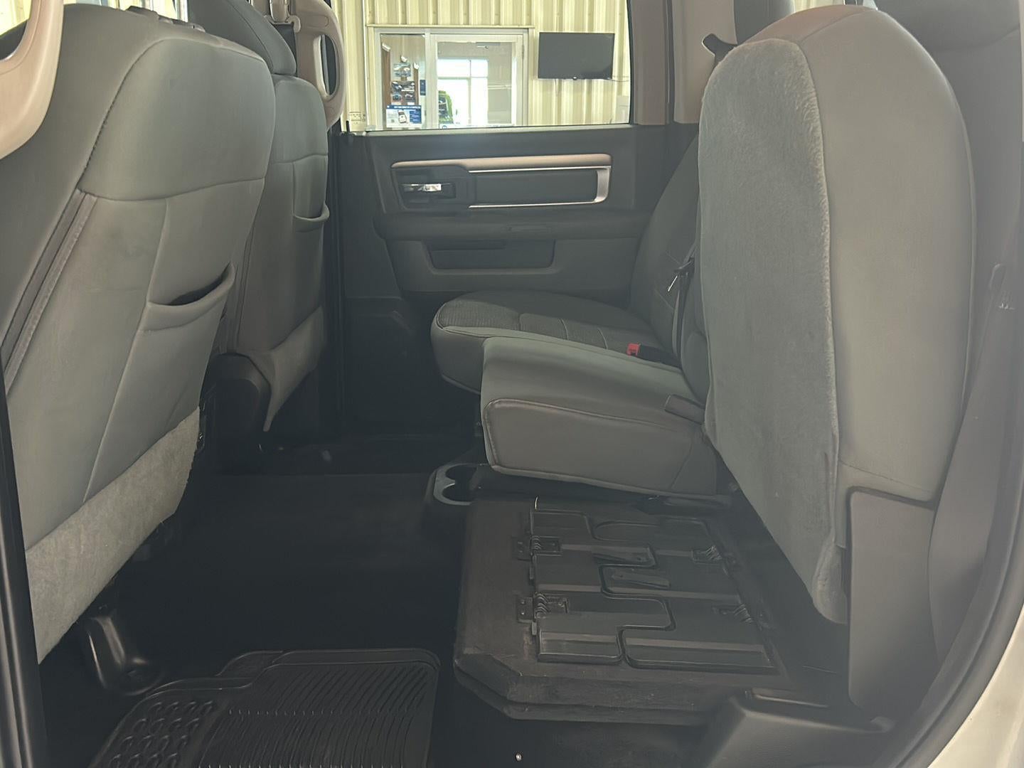 2015 RAM 1500 TRUCK