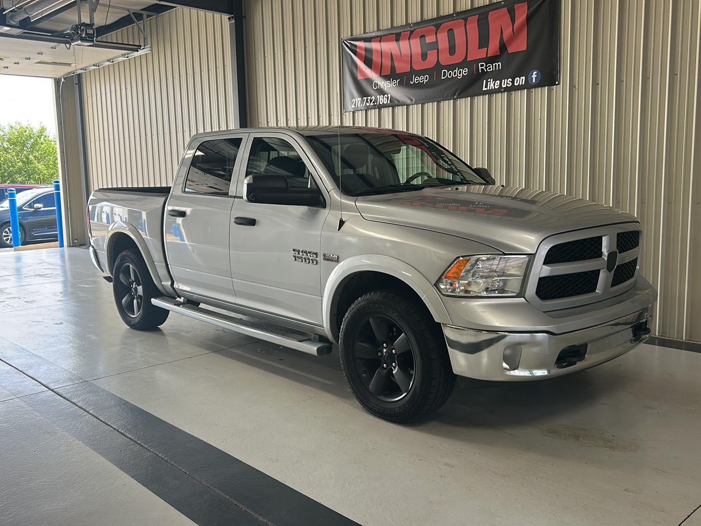 2015 RAM 1500 TRUCK