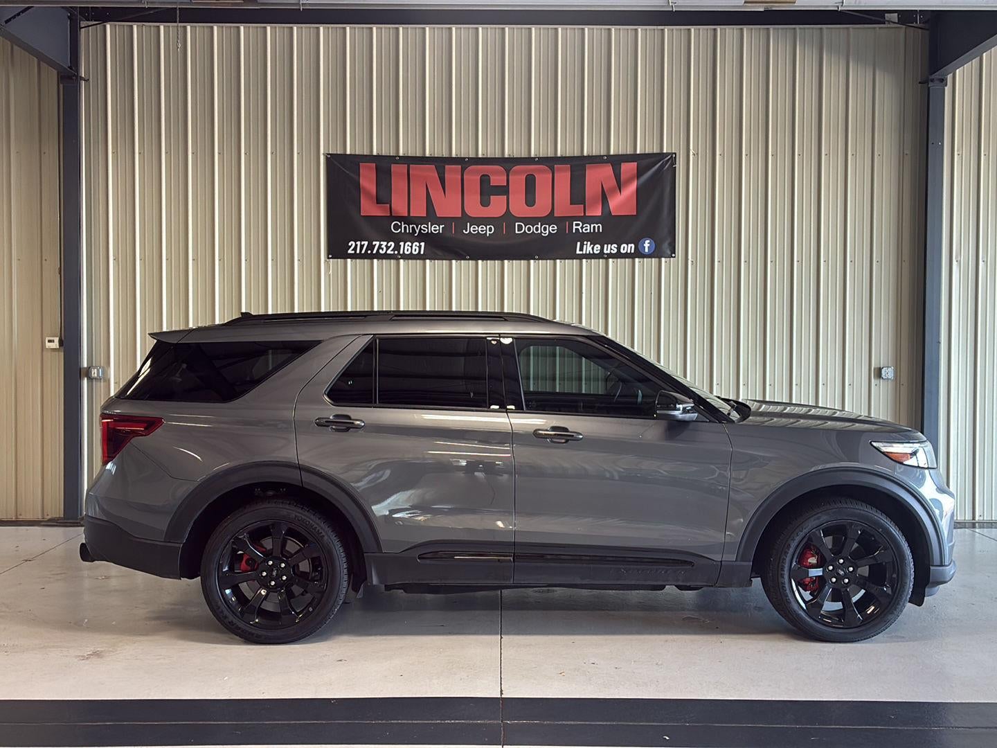 2023 Ford Explorer ST