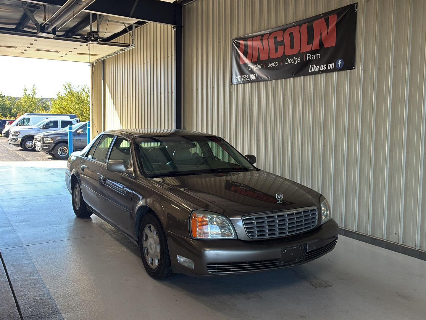 2002 Cadillac DeVille SEDAN