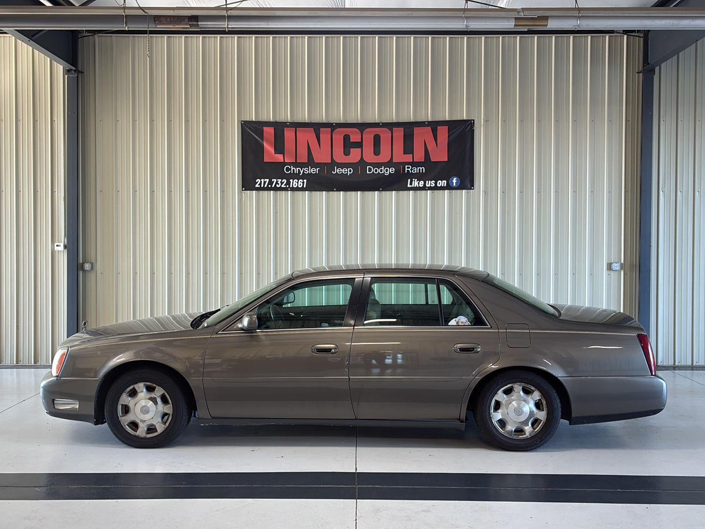 2002 Cadillac DeVille SEDAN
