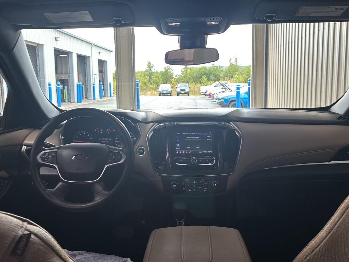 2023 Chevrolet Traverse LS