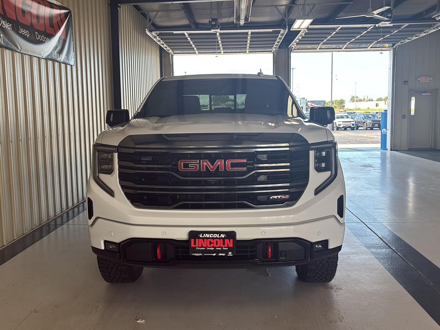 2023 GMC Sierra 1500 AT4