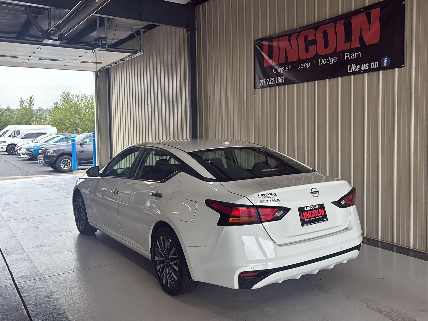 2025 Nissan Altima SV