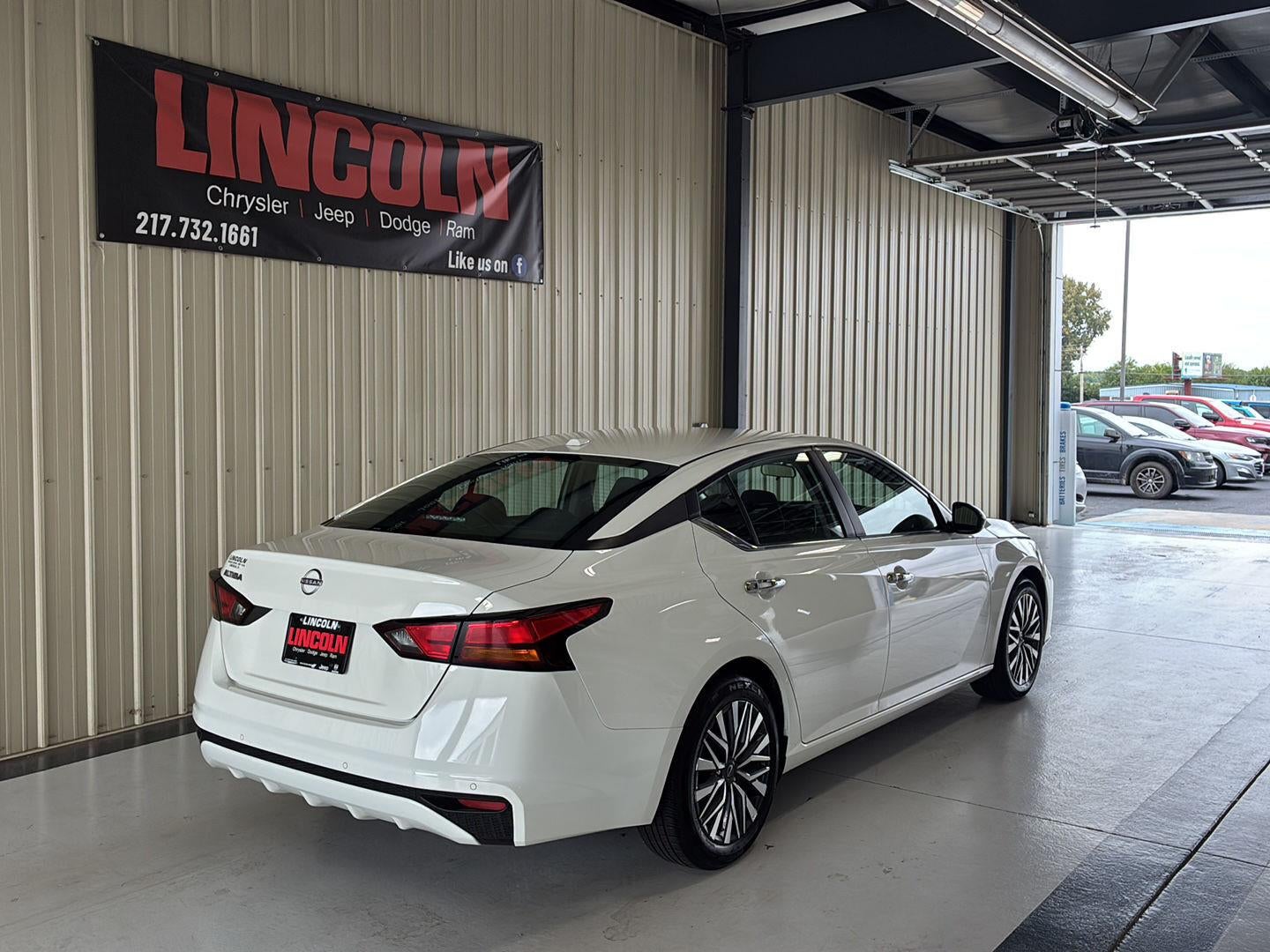 2025 Nissan Altima SV