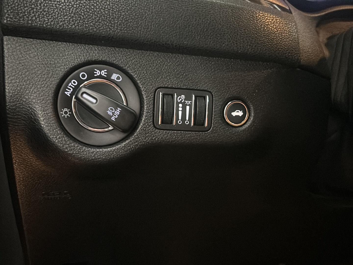 2016 Chrysler 300 300S