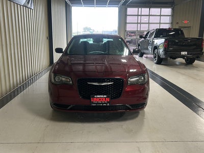2019 Chrysler 300 Touring