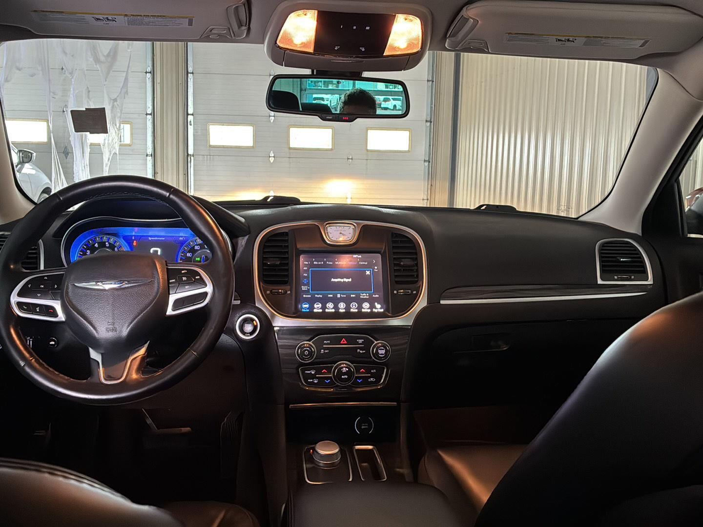 2021 Chrysler 300 Touring L