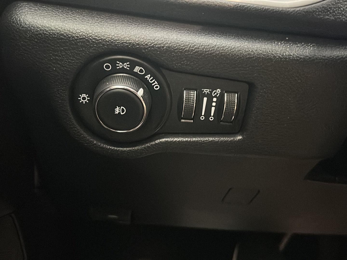 2020 Chrysler Pacifica Touring L 35th Anniversary
