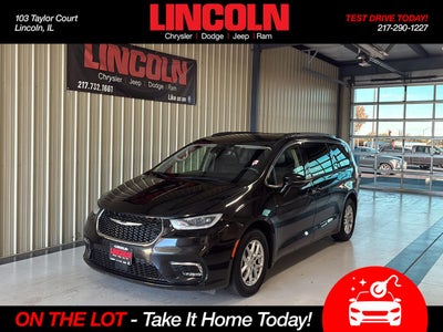 2022 Chrysler Pacifica Touring L