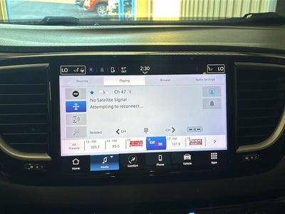 2022 Chrysler Pacifica Touring L