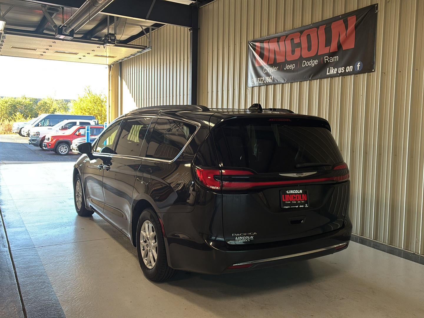 2022 Chrysler Pacifica Touring L