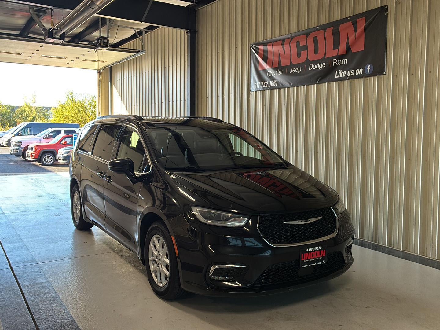 2022 Chrysler Pacifica Touring L