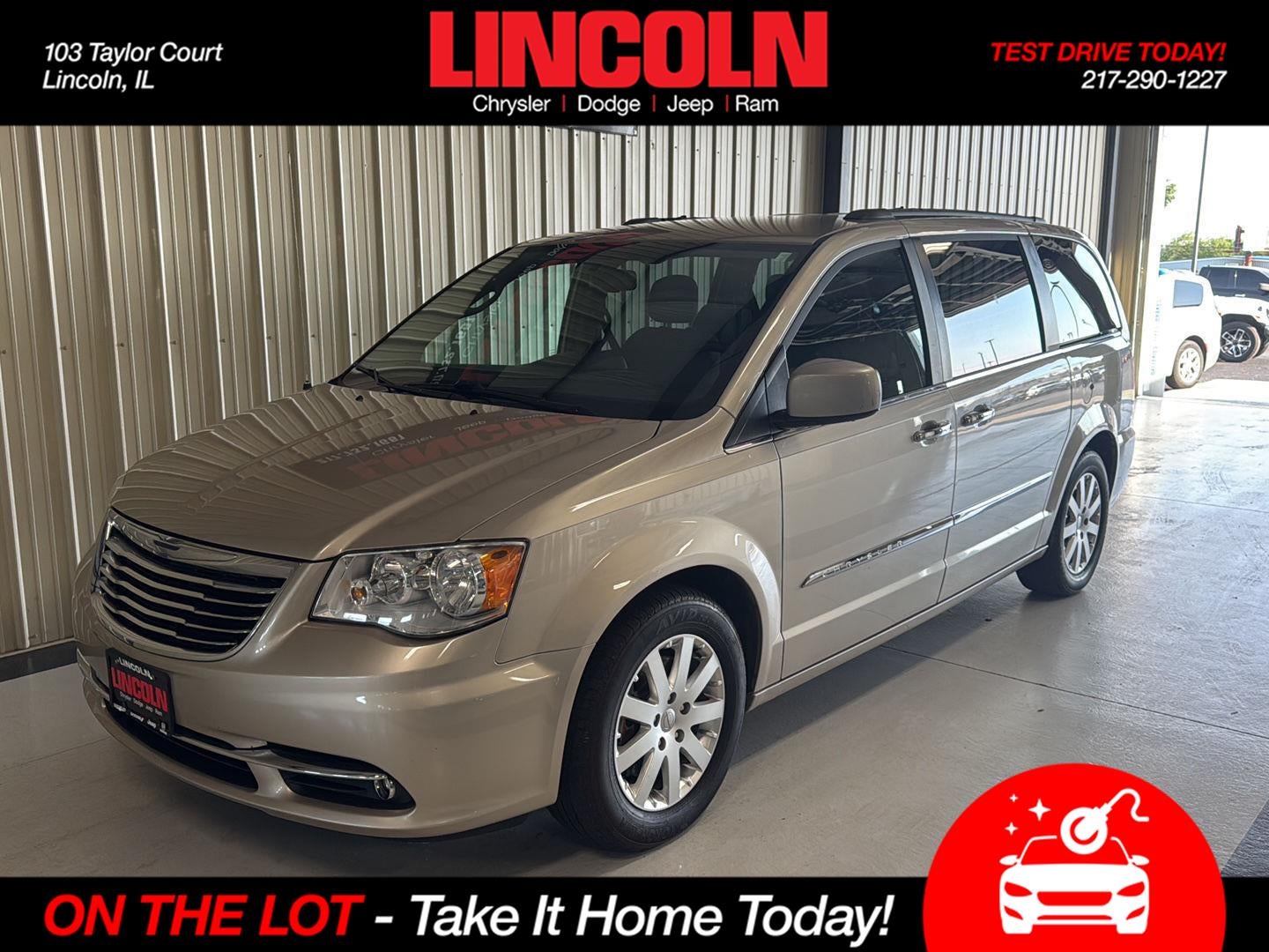 2016 Chrysler Town & Country Touring