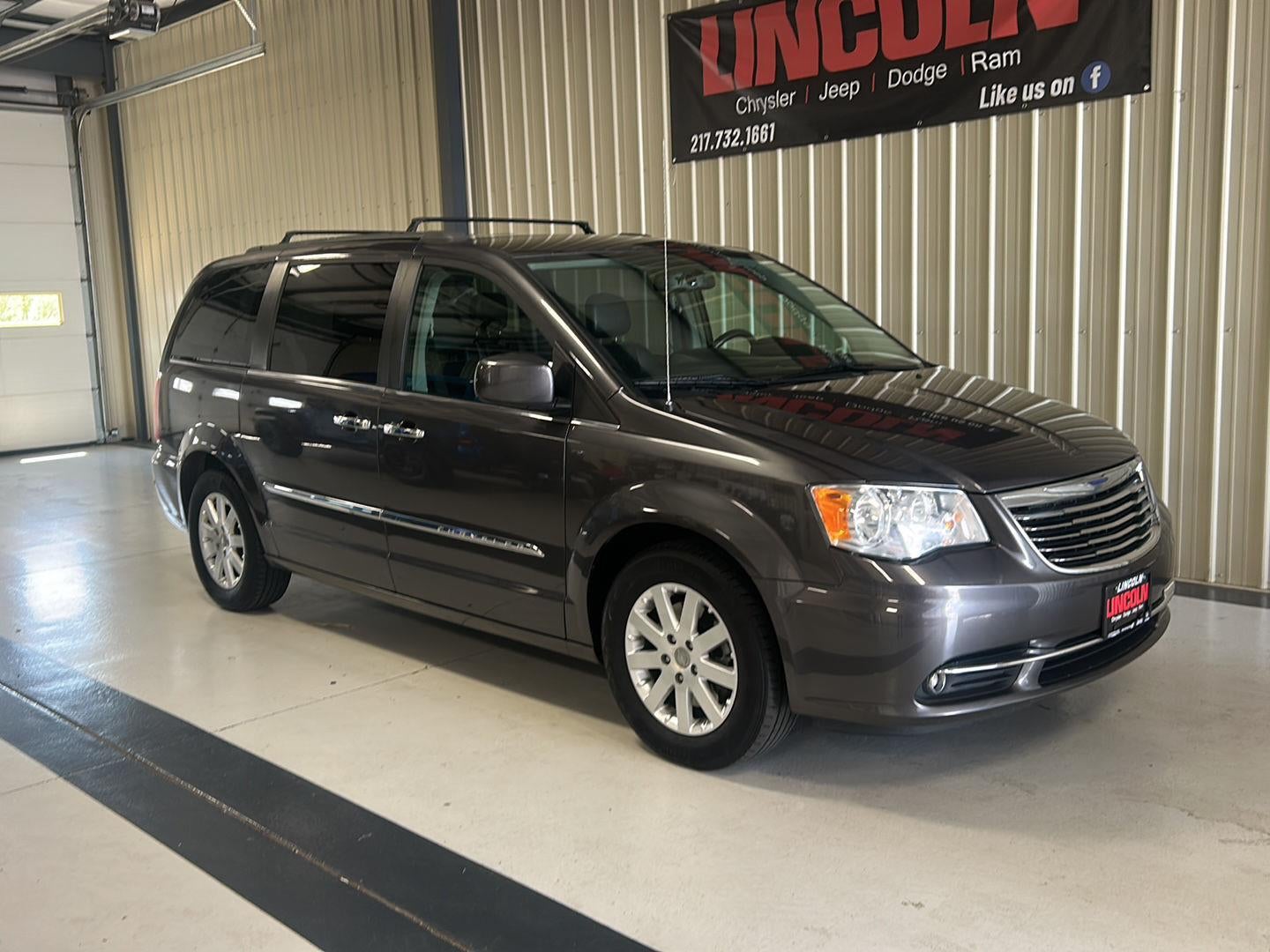 2015 Chrysler Town & Country Touring