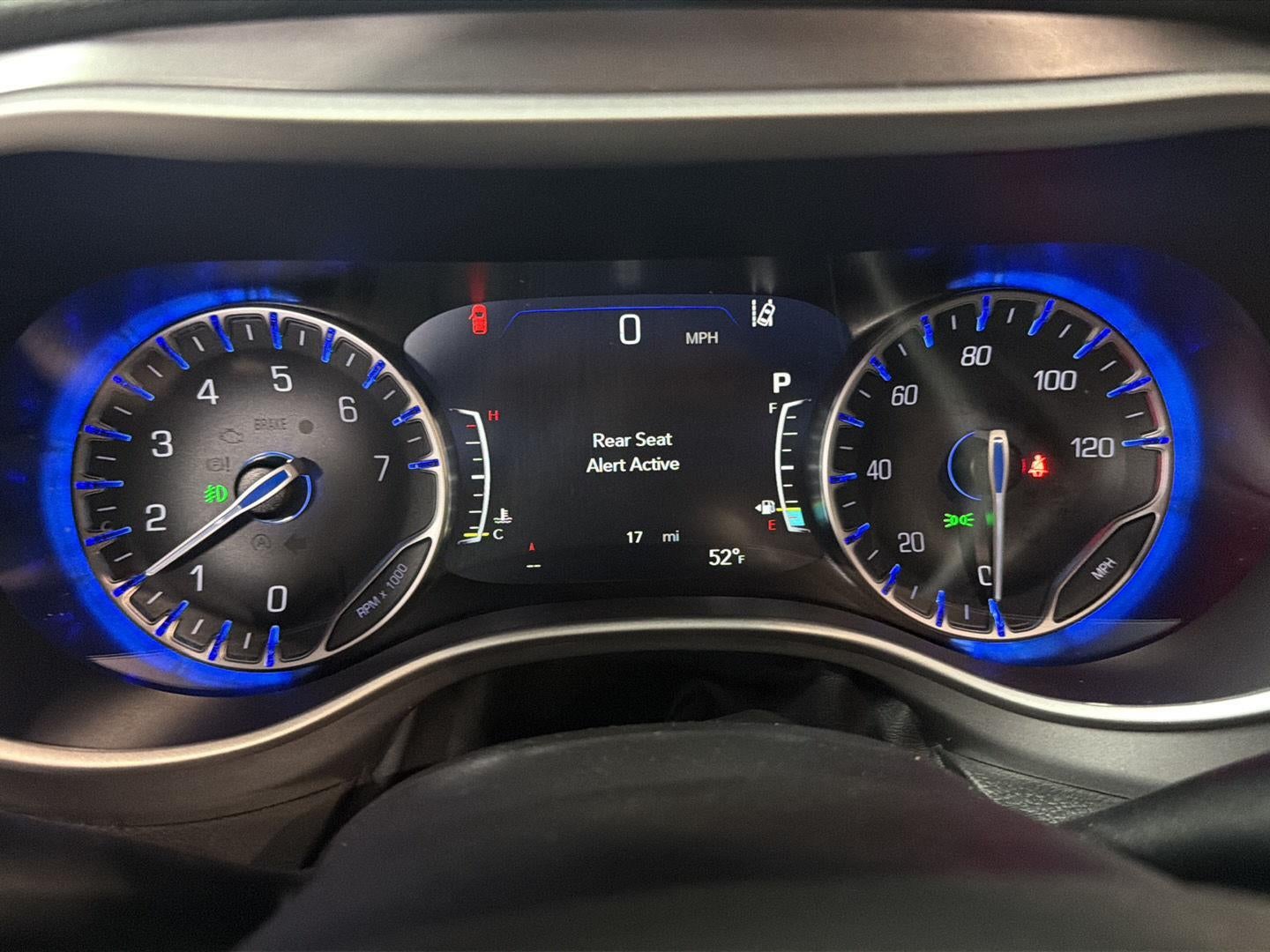 2026 Chrysler Pacifica Select