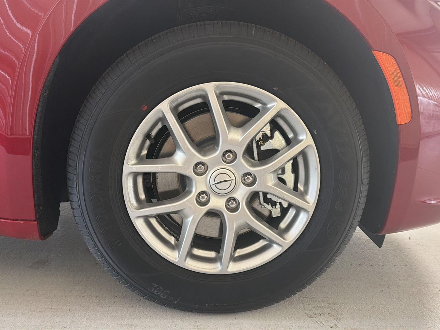 2026 Chrysler Pacifica Select