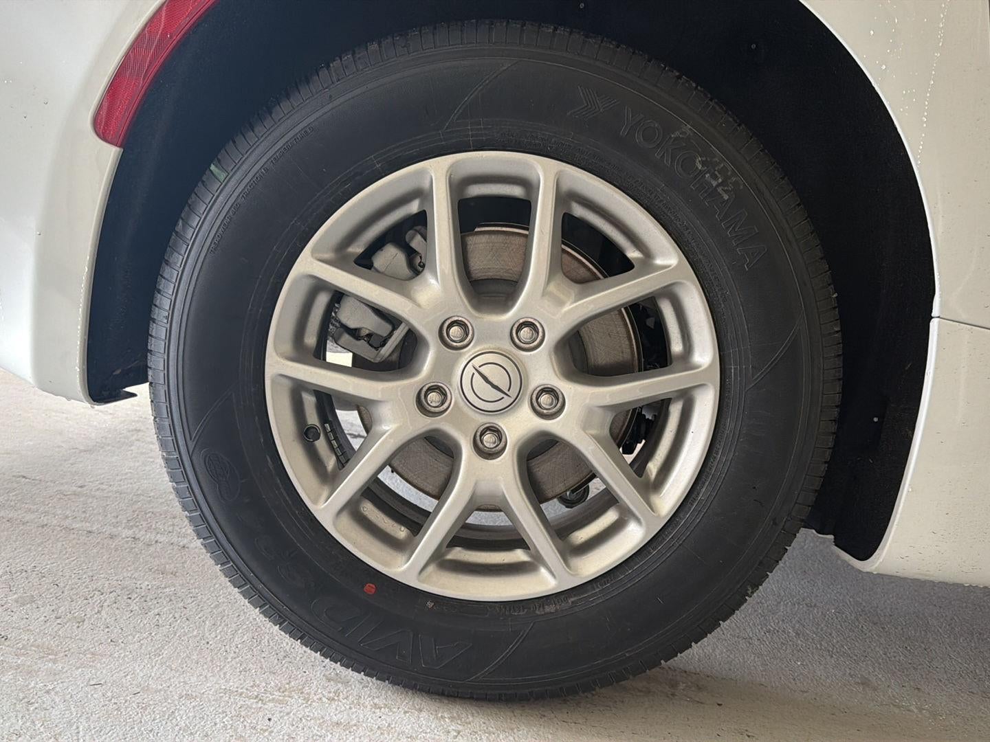 2026 Chrysler Pacifica Select