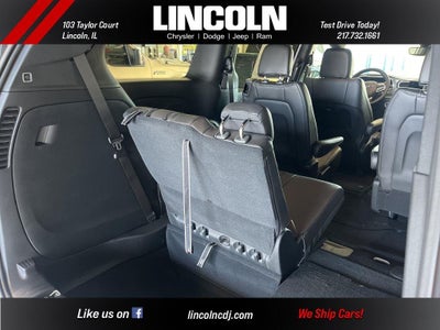 2026 Chrysler Pacifica Select