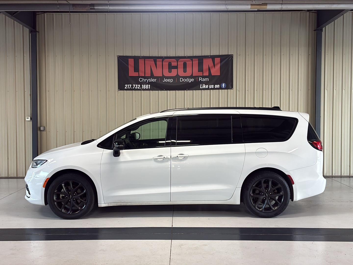 2025 Chrysler Pacifica Limited