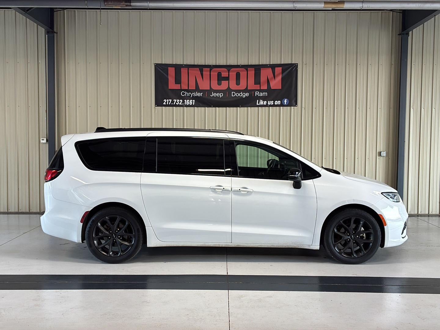 2025 Chrysler Pacifica Limited