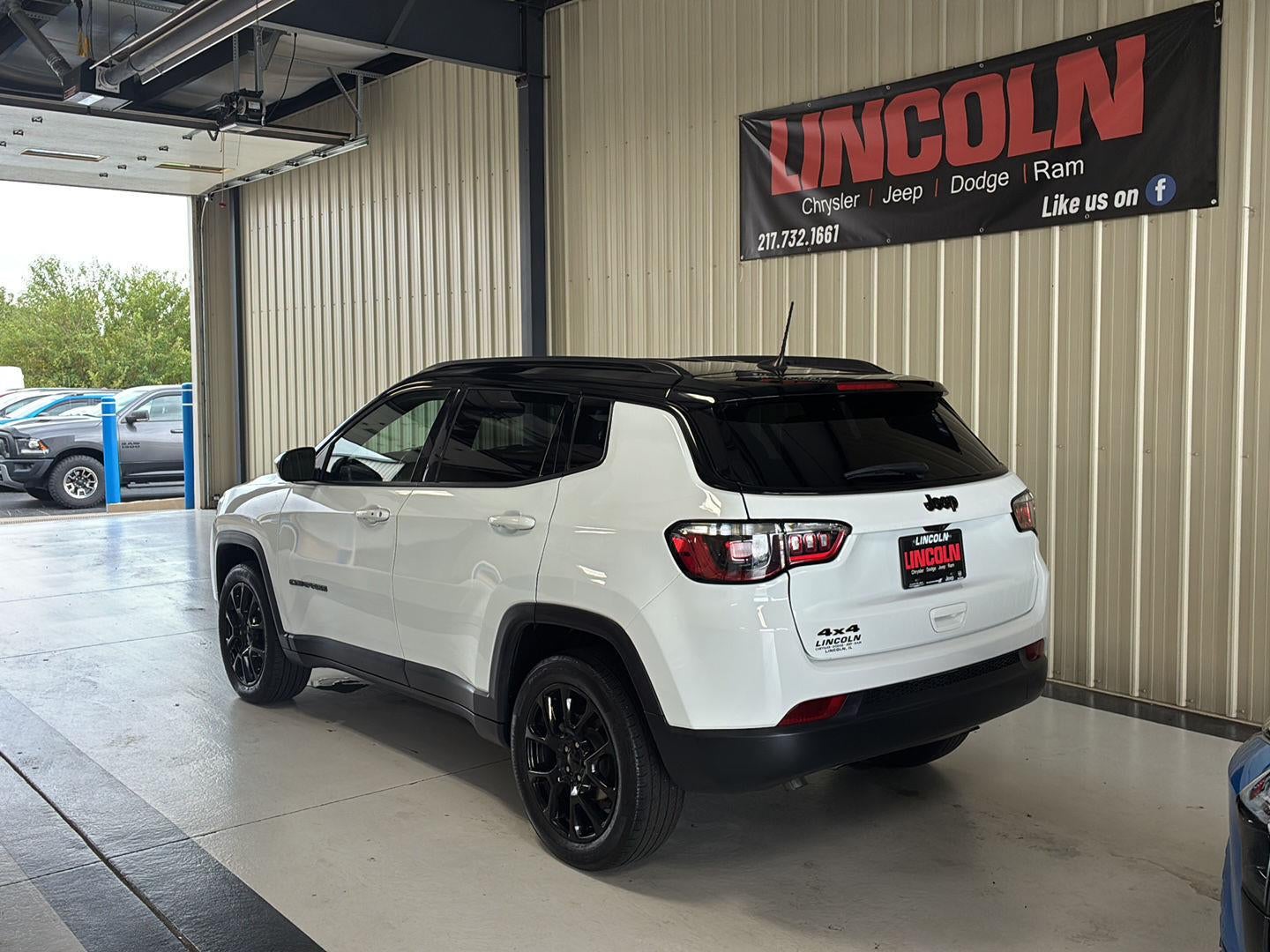 2023 Jeep Compass Altitude